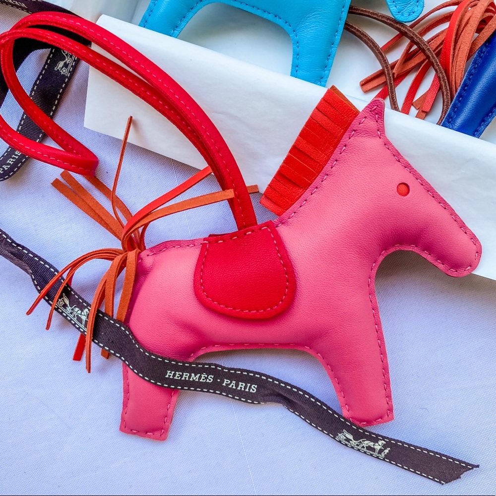 HERMÈS Rose Azalee Pink Rodeo Bag Charm - Picture 1 of 10